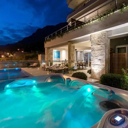 Jolara With Heated Pool شقة *