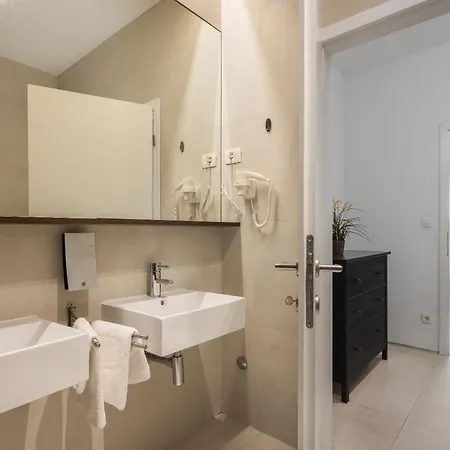 شقة Jolara With Heated Pool *